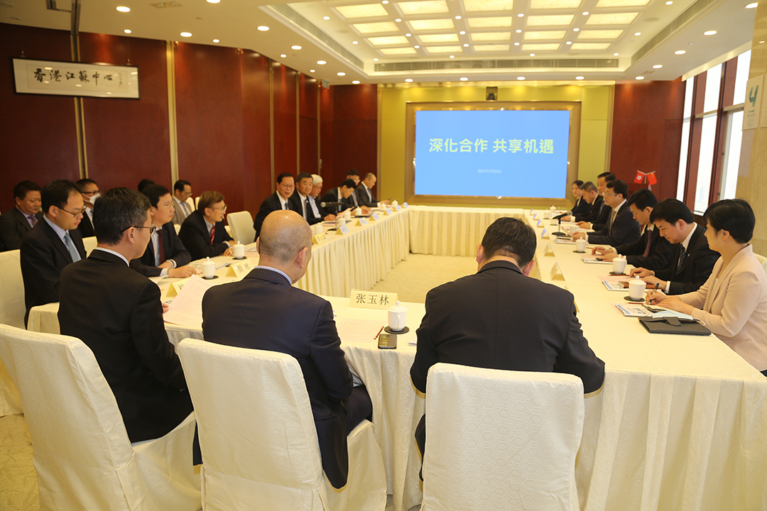 20230224江蘇省委常委、蘇州市委書記曹路寶一行到訪鐘山公司視察.jpg