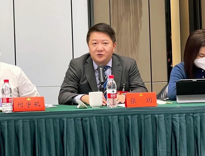 20230114 鐘山投資有限公司總裁張玥先生作為港澳委員參加江蘇省政協(xié)會議2.jpg